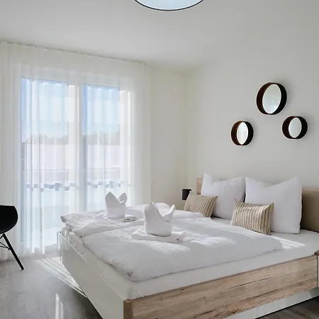 아파트 B12 Balkon Mit Naturblick & Nutzung Der Wellness- & Aktivbereiche Im Pine Hill Zirchow